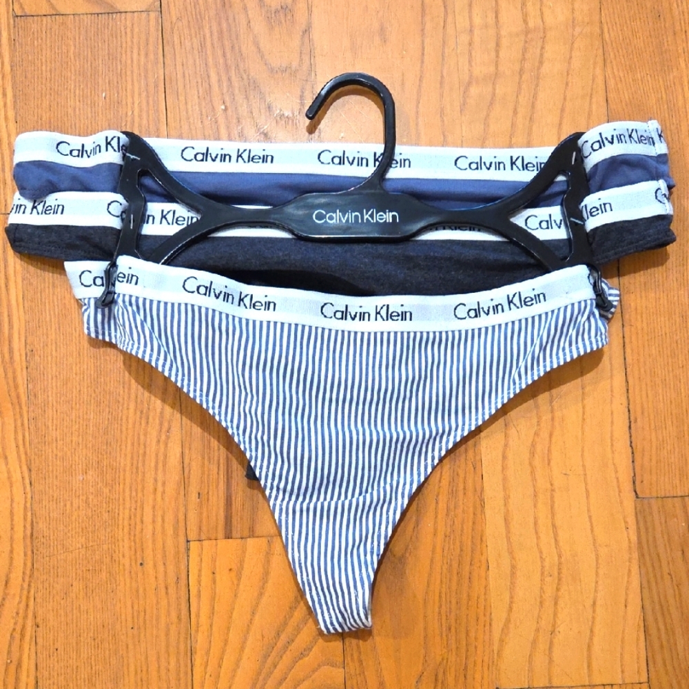 3 Pairs Womens Calvin Klein Icon Cotton Thong Medium NWOT